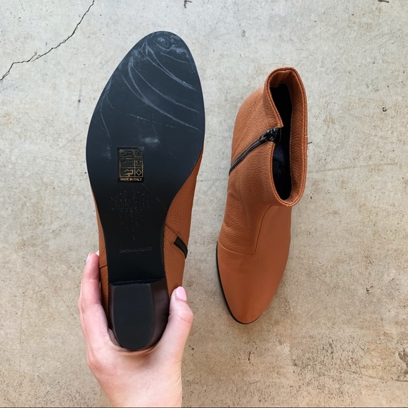 Charlotte Stone Ankle Bootie Cognac Leather 9 - Picture 4 of 11